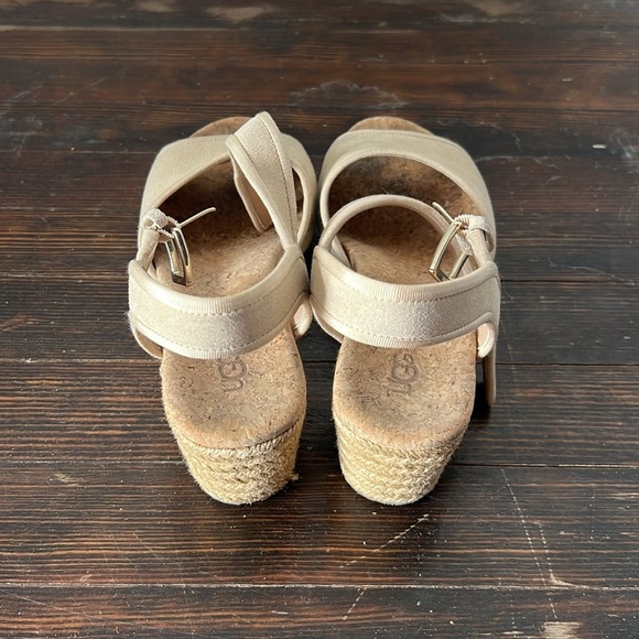 Ugg Maybell Sandals Womens 10 - Picture 2 of 5